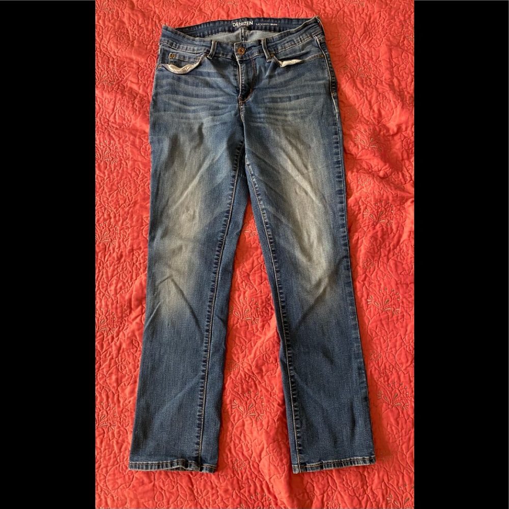 Levi’s Denizen Modern Slim Jeans with stretch